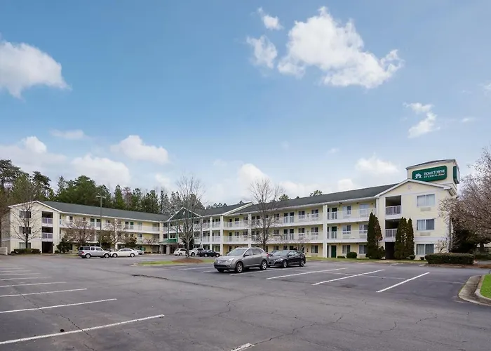 Hometowne Studios By Red Roof Winston-Salem - University Pkwy