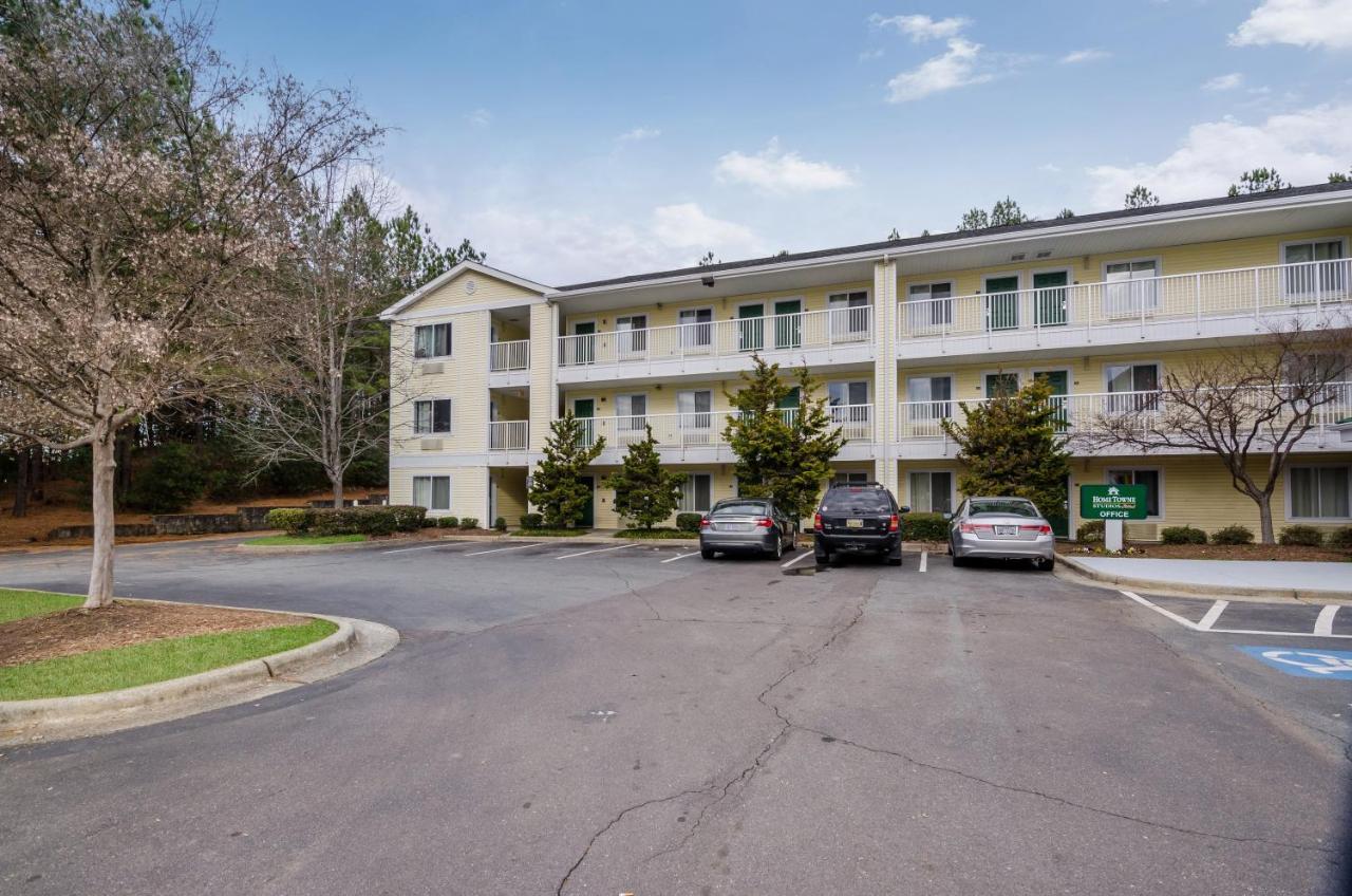 Motel Hometowne By Red Roof - Pkwy 2*